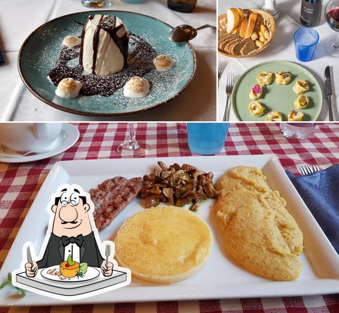 Platti al Ristorante "Rifugio Senes"