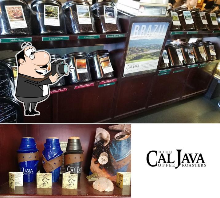 Aquí tienes una foto de Cal Java Coffee Roasters - East Ave, Chico