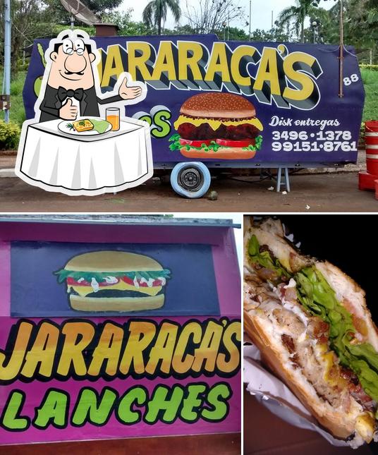 Comida em Jararaca's Lanches