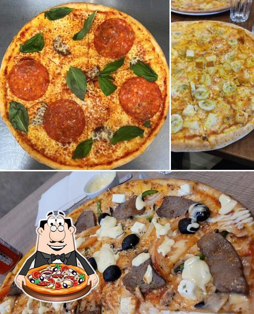 Pick pizza at Italian slice