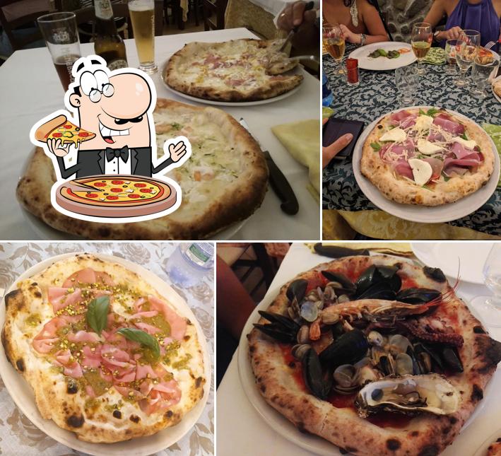 Закажите пиццу в "Pizzeria Spaccanapoli"