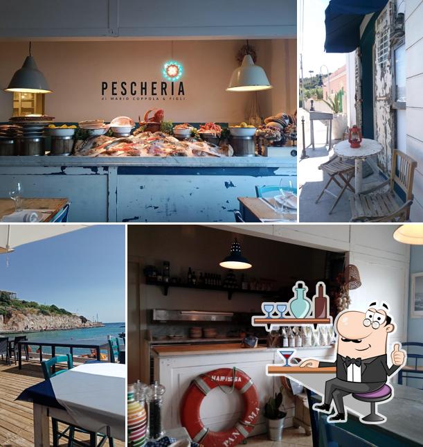 Gli interni di Taverna del Porto