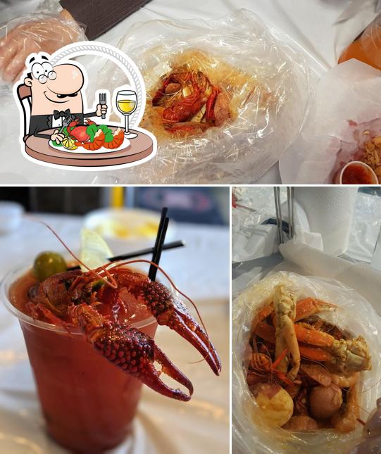 Try out seafood at Hot N Juicy Crawfish