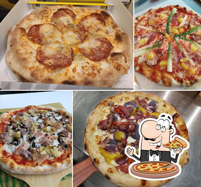 Prenditi una pizza a Sapore di pizza Savignano