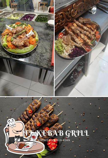 Prenez des repas à base de viande à Efe Kebab Grill