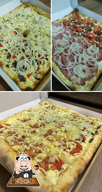 Escolha pizza no Pizzaria Delivery MM (Pizza Quadrada)