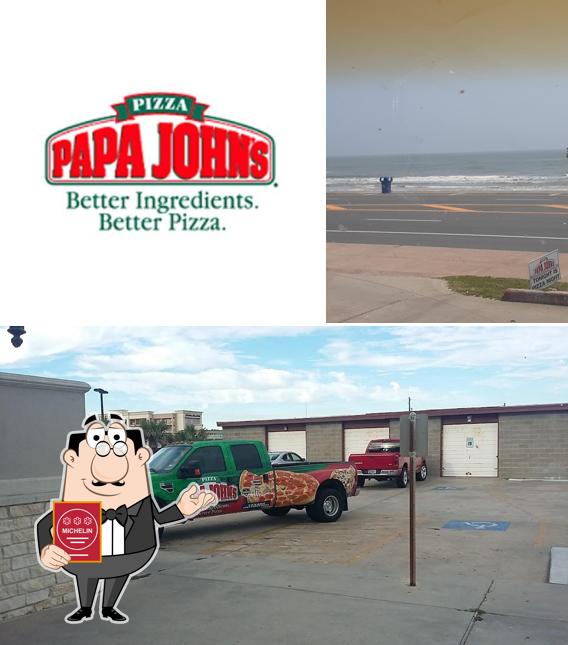 Vea esta imagen de Papa Johns Pizza