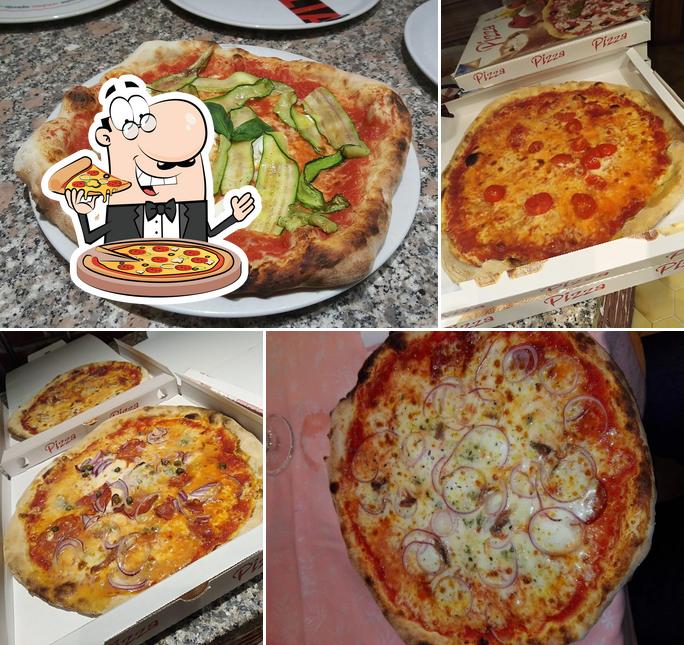 Prenez des pizzas à Pizzeria Ristorante Grotta Azzurra