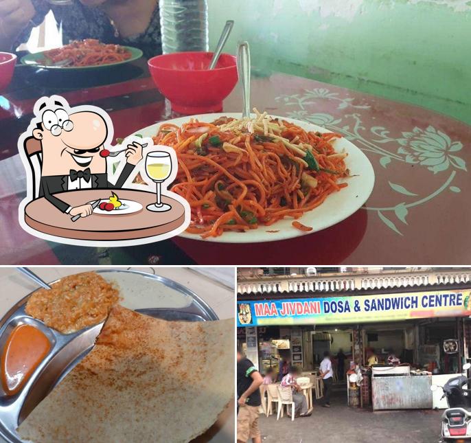 The image of food and interior at Maa jivdani dosa centre