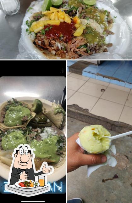 Food at Los Alteños