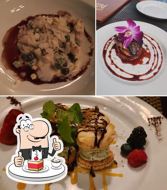 Paon Restaurant & Bar offers a selection of desserts