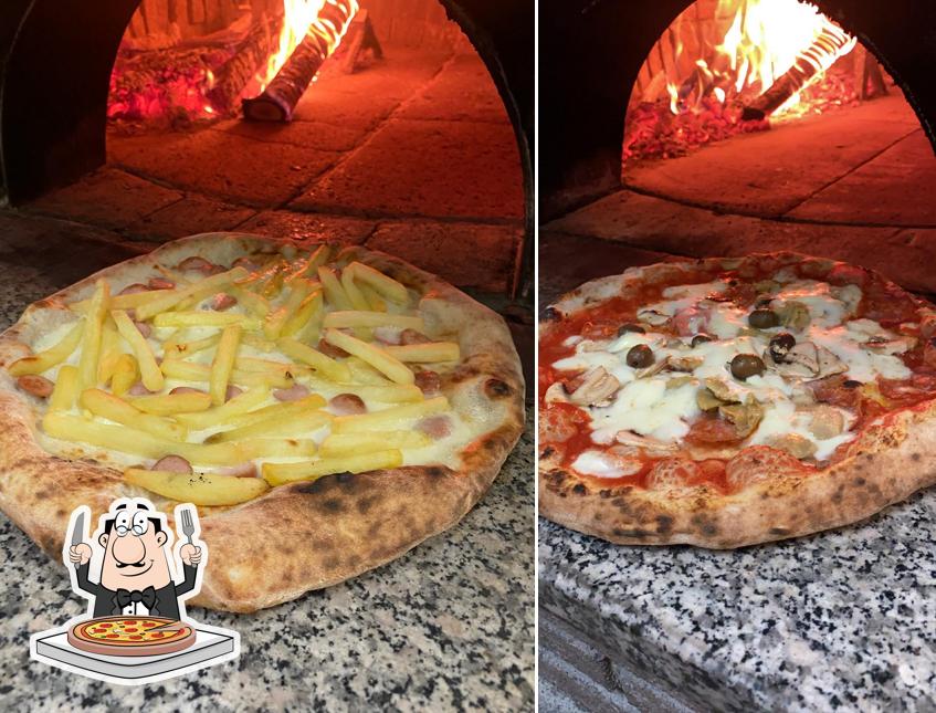 Prenditi una pizza a Pizzeria Vesuvio