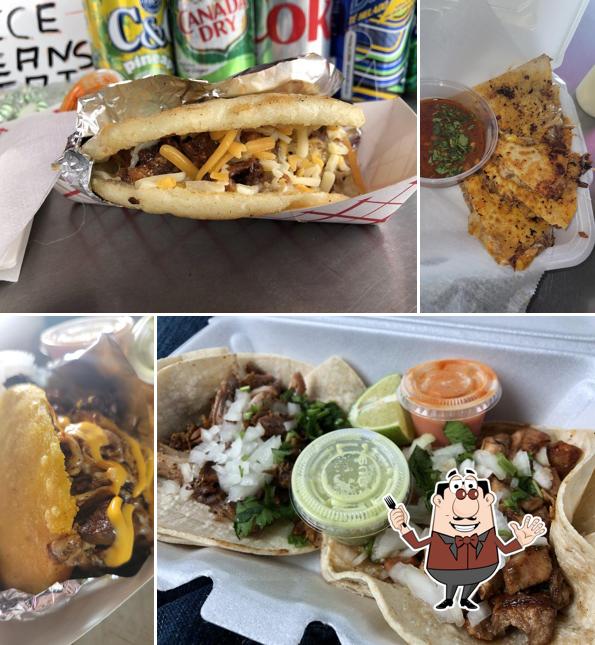 Cochinita porky food truck in Deer Park - Restaurant menu and reviews