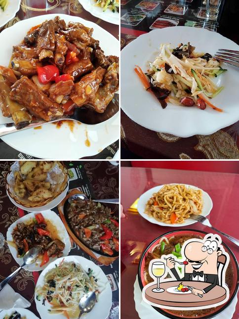 Еда в "Пекине Китайскае Кухне"