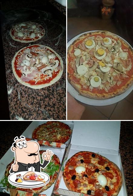 Scegli una pizza a Kaos Di Tringali Maria Concetta