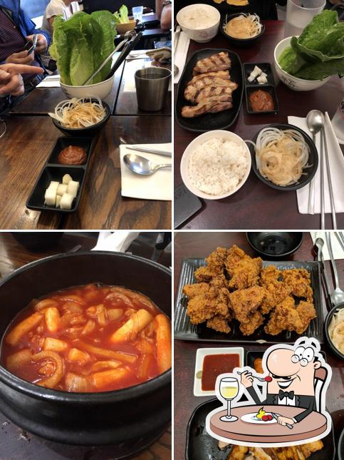 Еда в "Damso Modern Korean Restaurant"