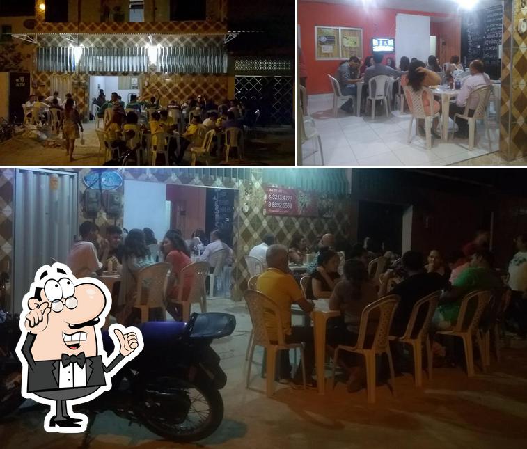 Veja imagens do interior do Pizzaria 10