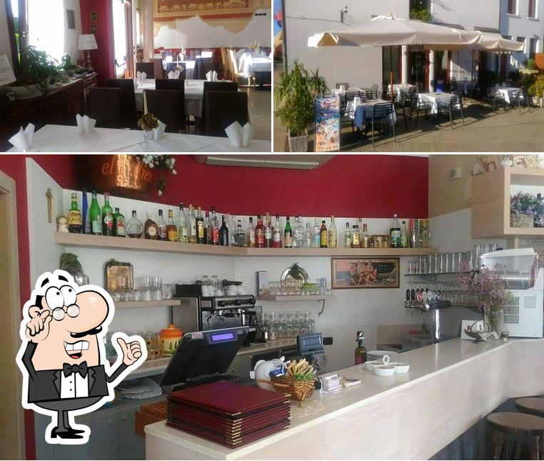Siediti a un tavolo di el calieron
