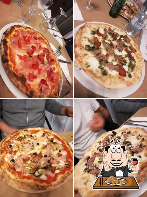 Prova una pizza a Pizzeria Ristorante Toto' Sapore