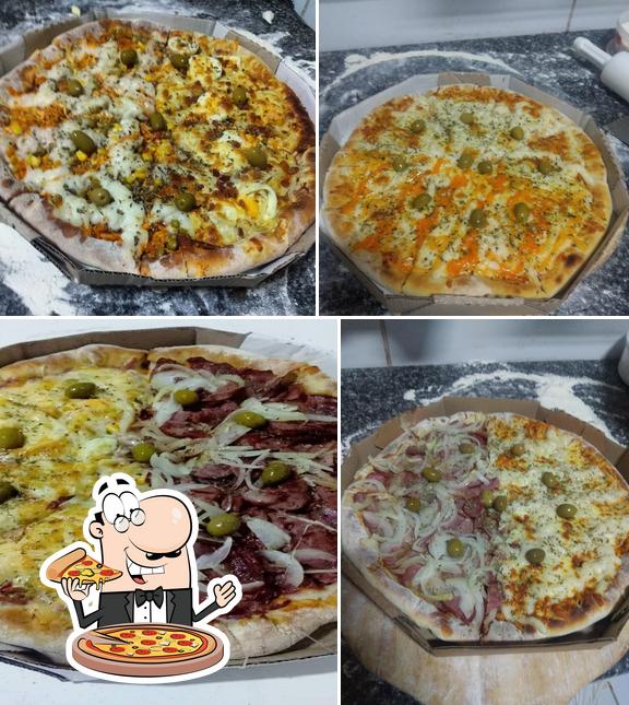 Peça diversos tipos de pizza