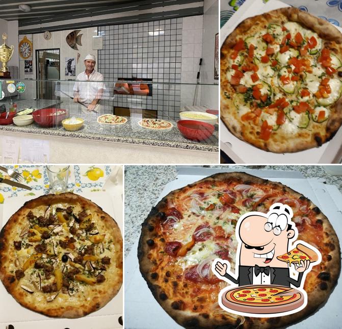 A Pizzeria Portavia Di Liggia Marina, puoi assaggiare una bella pizza