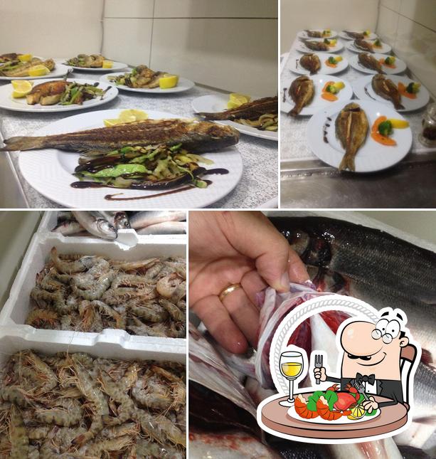 Get seafood at Casa dei Pesci
