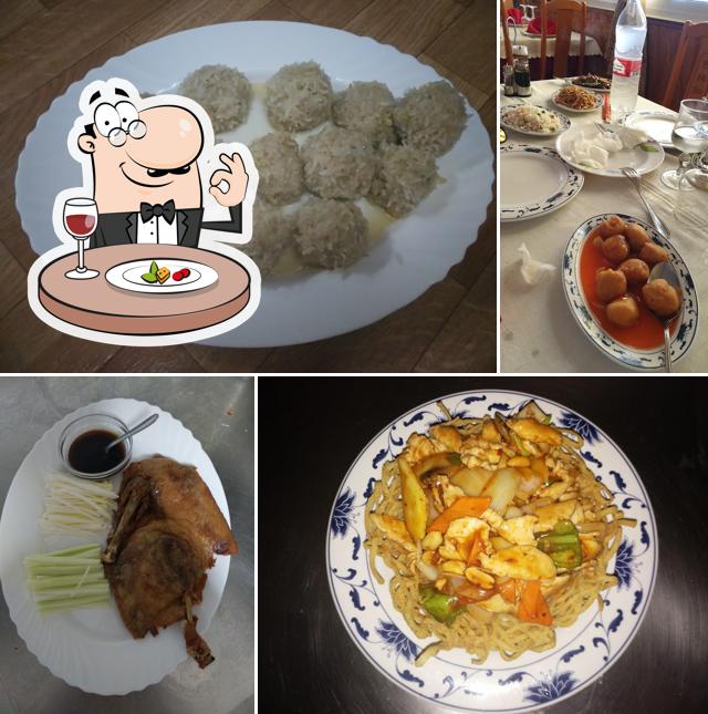 Food at Restaurante Chino Gran China