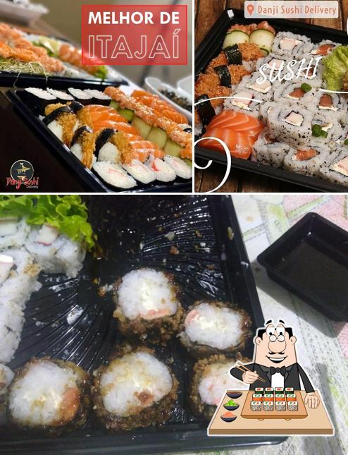 В "Danji Sushi Delivery" предлагают суши и роллы