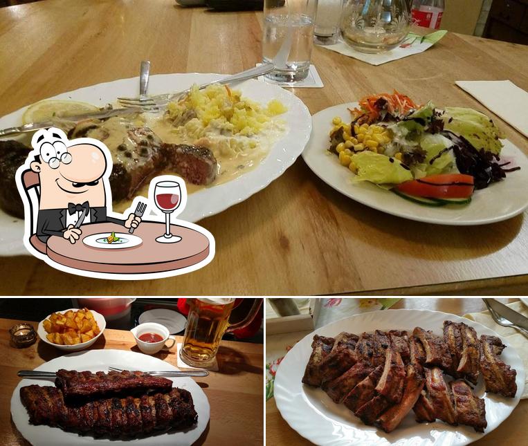 Meals at Zum Stadtkrug: Steakhaus, Barbeque & Grill Restaurant mit Hotel