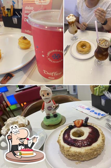 Dóffee Donuts & Coffee - Foz do Iguaçu serve uma seleção de pratos doces