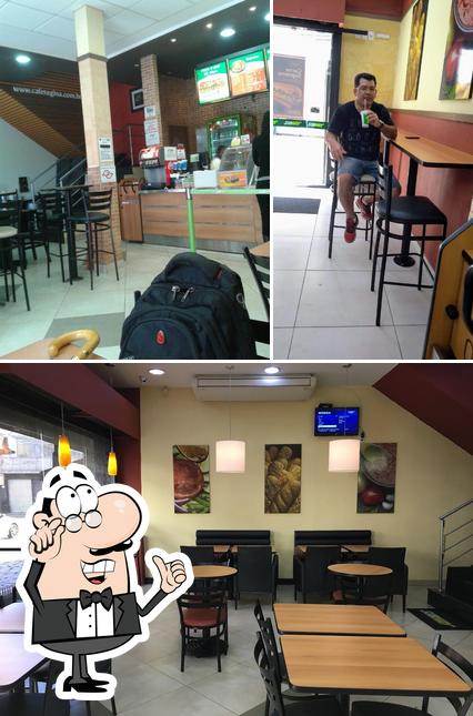 O interior do Subway