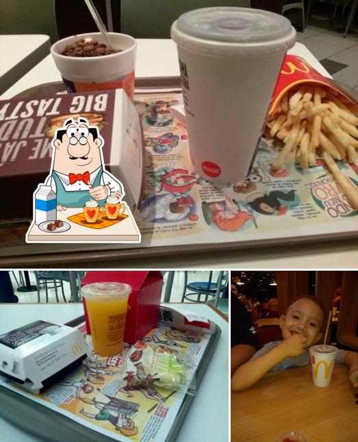 Desfrute de uma bebida no McDonald's - Plaza Shopping Itu