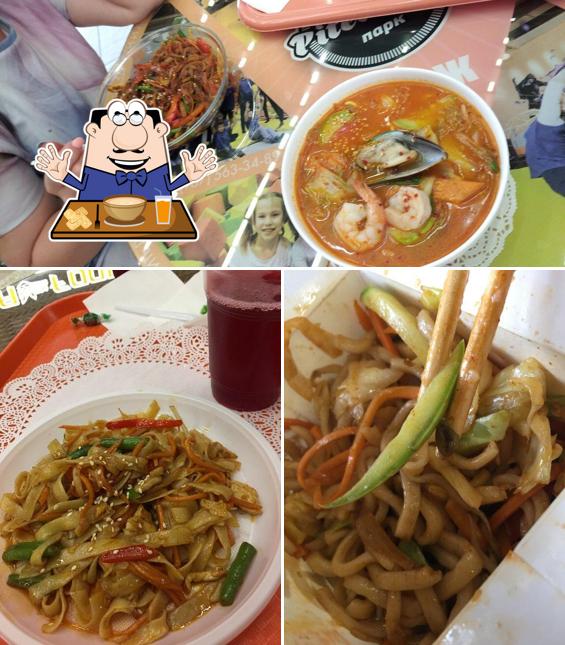 Еда в "Asia Wok Food"