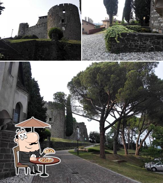 Guarda gli esterni di Osteria Borgo Castello