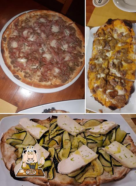 A Trattoria Zi Nicola, puoi provare una bella pizza