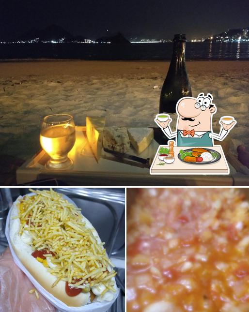 Esta é a imagem apresentando comida e bebida no Hot Dog 015 (Alex) - Praia de São Francisco