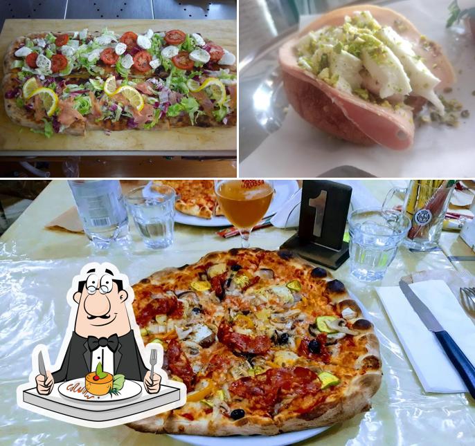 Food at Rikariokas Pizzeria