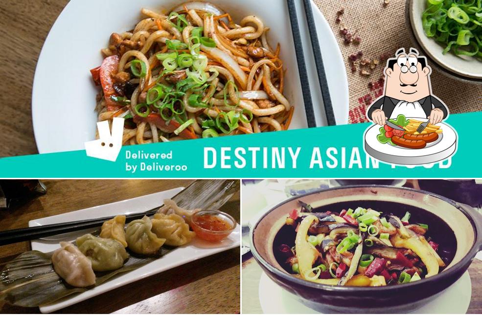 Destiny Asian food se distingue par sa nourriture et intérieur