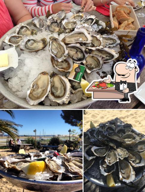 Commandez différents repas à base de fruits de mer servis par Dégustation Degrave