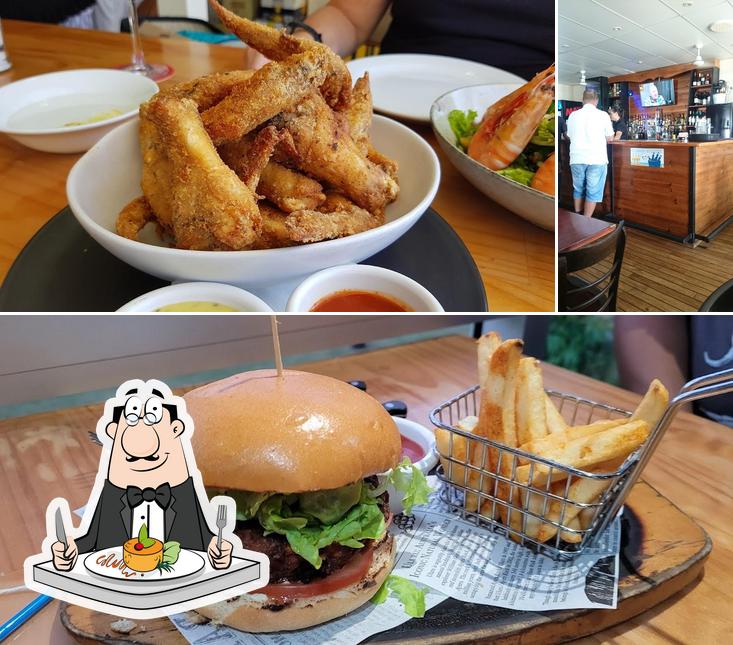 Estas son las imágenes que hay de comida y barra de bar en Mika Airlie Kitchen & Bar