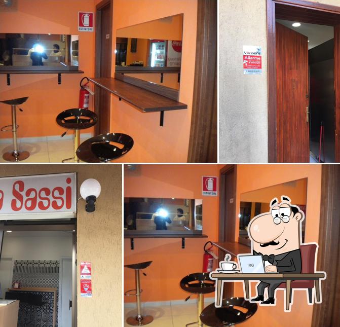 Gli interni di Sassi Pizzeria Kebab
