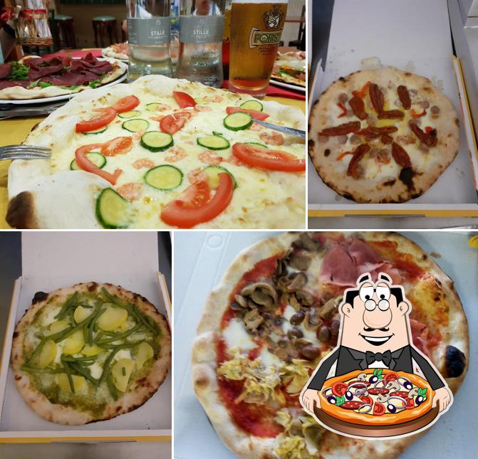 Elige una pizza en Ristorante Li Otto Luoghi