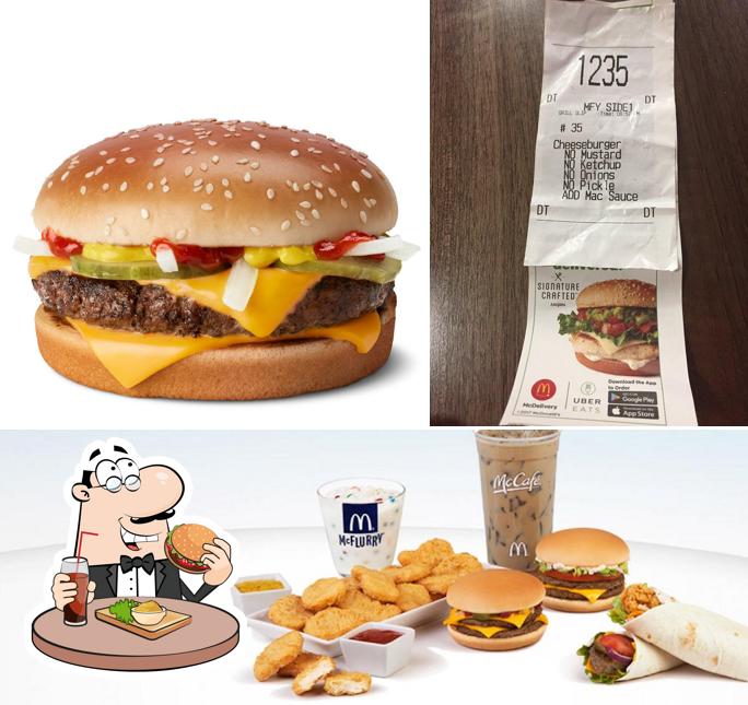 Pide una hamburguesa en McDonald's