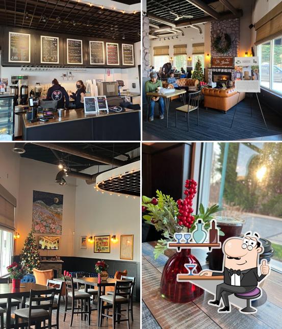 El interior de Audrey’s Coffee House & Lounge