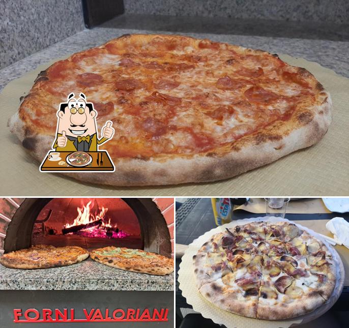 A Pizzeria Dal Forna, puoi provare una bella pizza