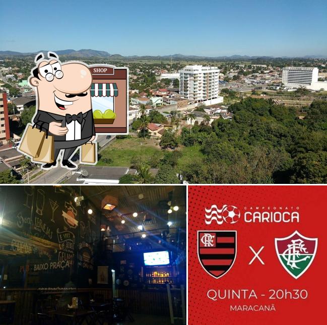 O exterior do Pub - Baixo Praça