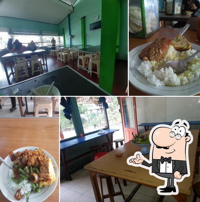 Rumah Makan Ratarata pub & bar, Yogyakarta, 59WG+M6C Restaurant reviews