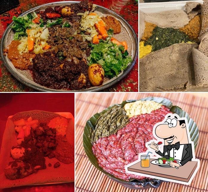 Еда в "African Village Ethiopian restaurant"