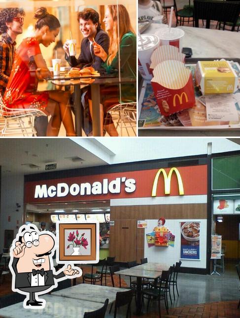 O interior do McDonald's