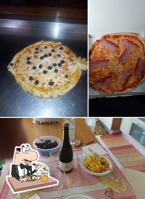 La immagine di cibo e alcol da L Angolo della pizza